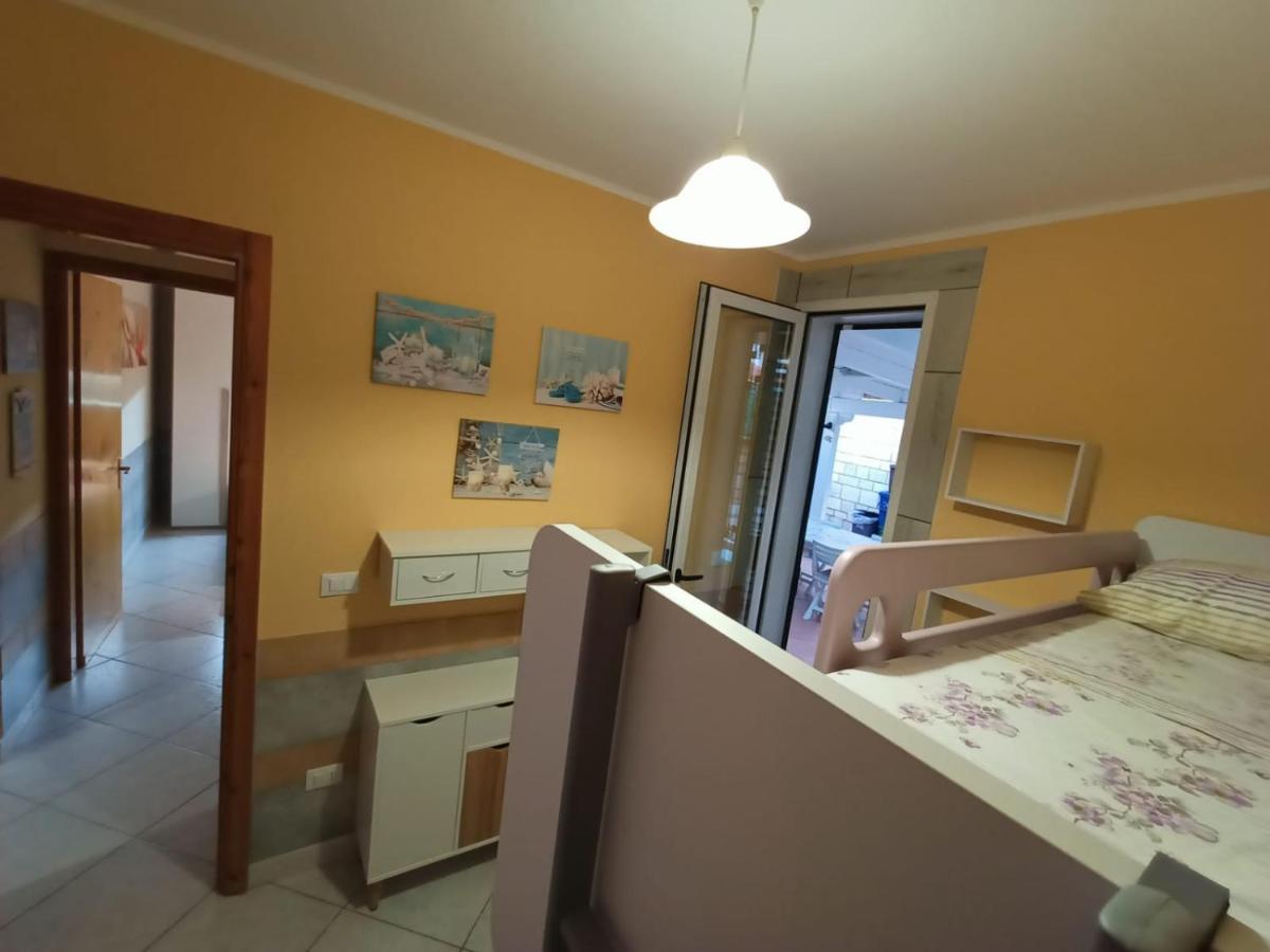Villetta Poesia 50 M Dal Mare Con Giardino E Parcheggio Torre dell'Orso Buitenkant foto