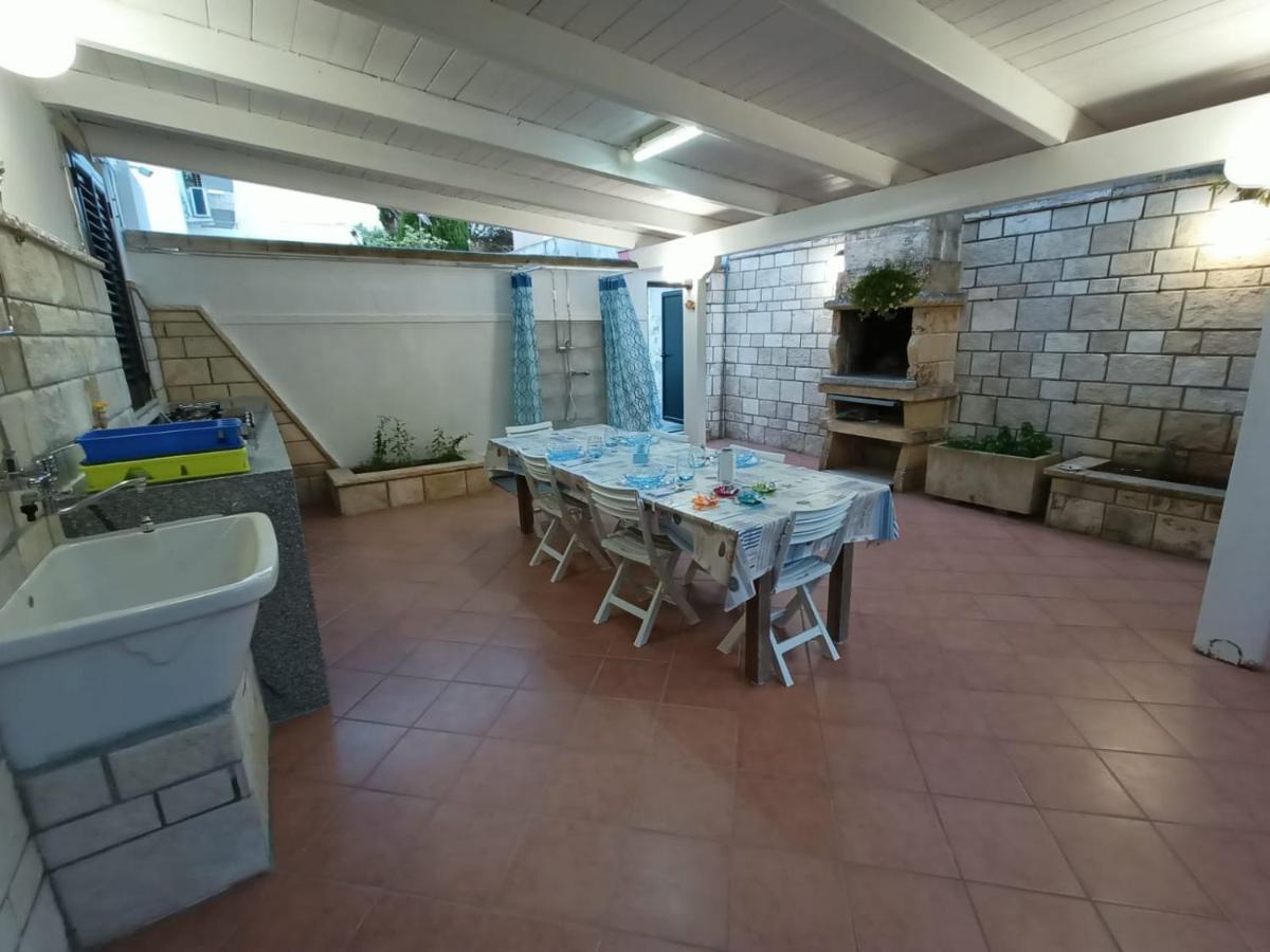 Villetta Poesia 50 M Dal Mare Con Giardino E Parcheggio Torre dell'Orso Buitenkant foto