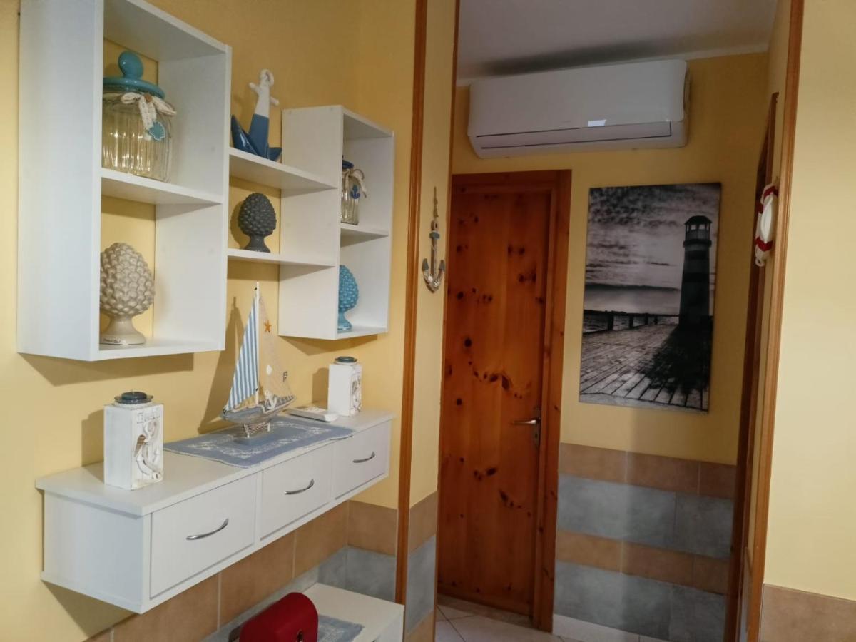 Villetta Poesia 50 M Dal Mare Con Giardino E Parcheggio Torre dell'Orso Buitenkant foto