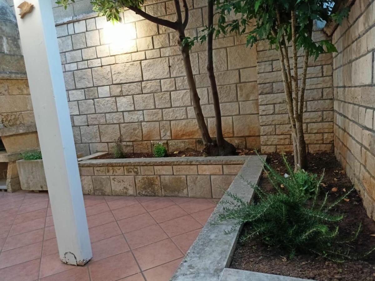 Villetta Poesia 50 M Dal Mare Con Giardino E Parcheggio Torre dell'Orso Buitenkant foto
