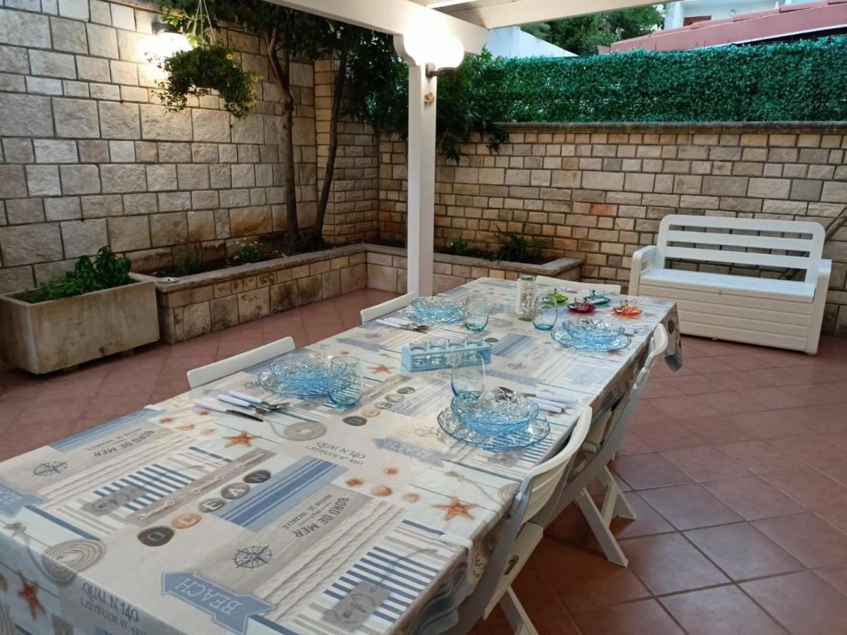 Villetta Poesia 50 M Dal Mare Con Giardino E Parcheggio Torre dell'Orso Buitenkant foto